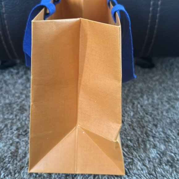 Louis Vuitton Shopping Bag Small 9” x 7” - Picture 6 of 9